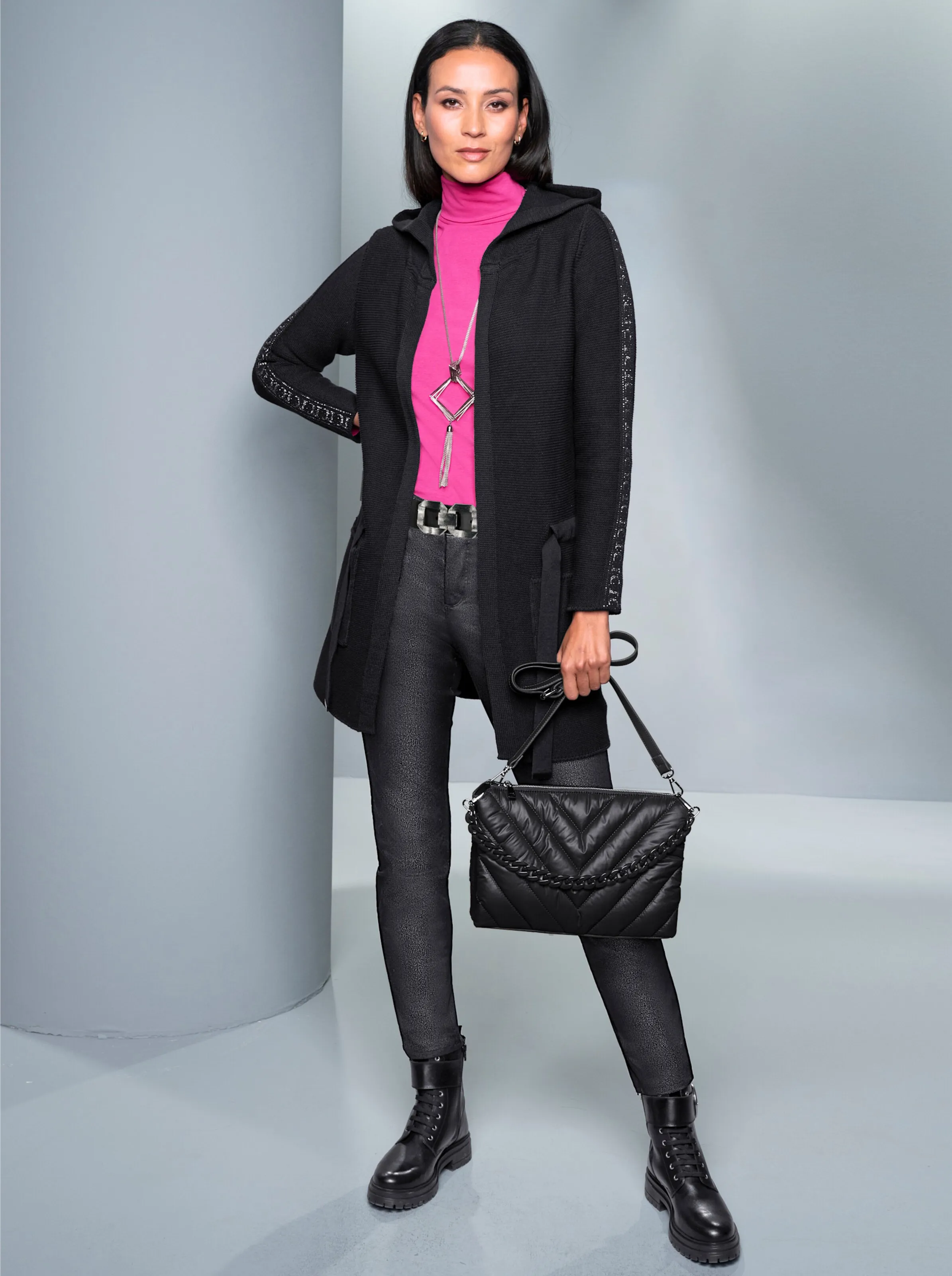 heine Strickjacke in schwarz