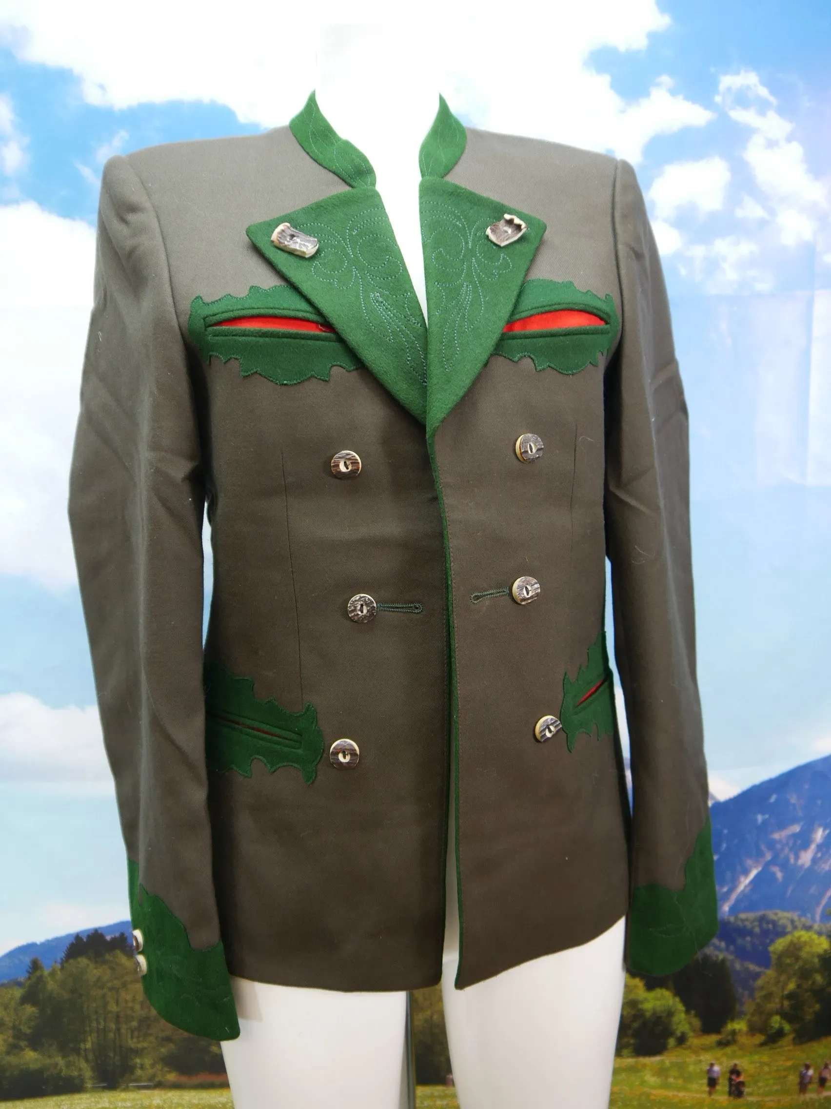 Herrlich braun Janker mit Hirschhornknöpfe Stickerei Trachtenjacke Jacke Gr.46