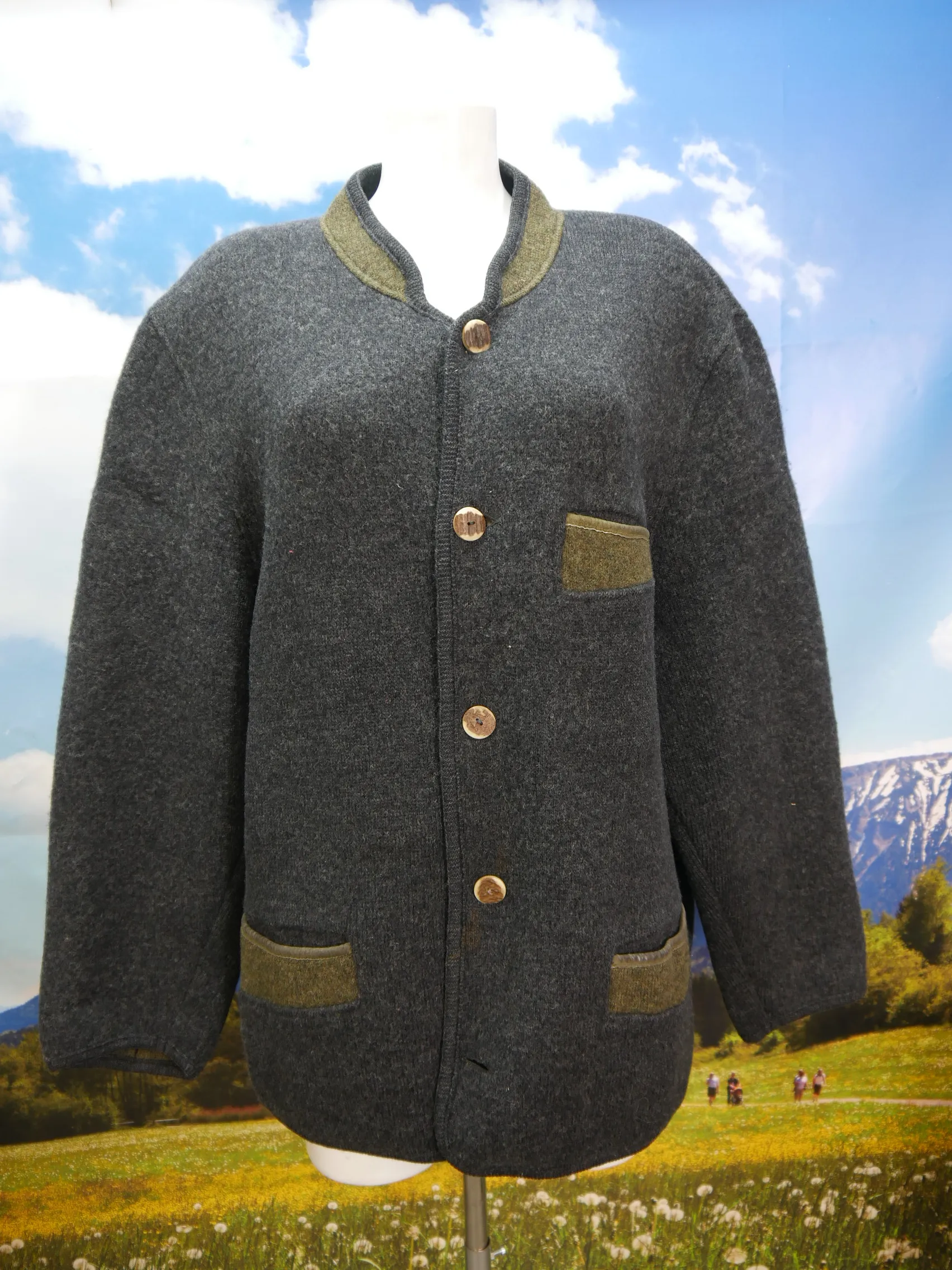 Sigi Scheiber Schurwolle Walker mit Hirschhornknöpfe Trachtenjacke Jacke Gr.52