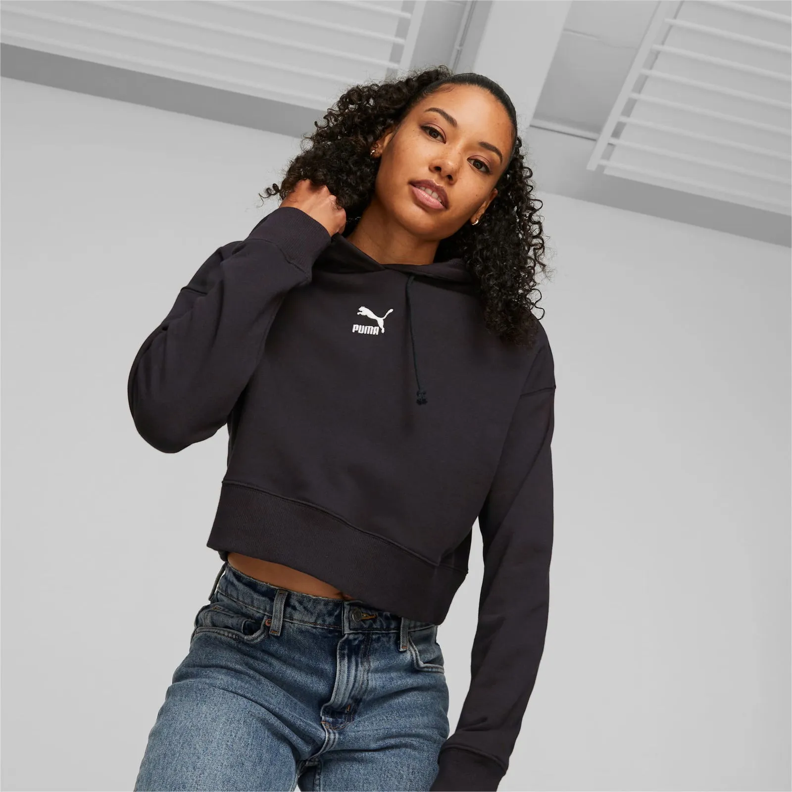 Sweatshirt Puma Classics Cropped Hoodie 538057_01